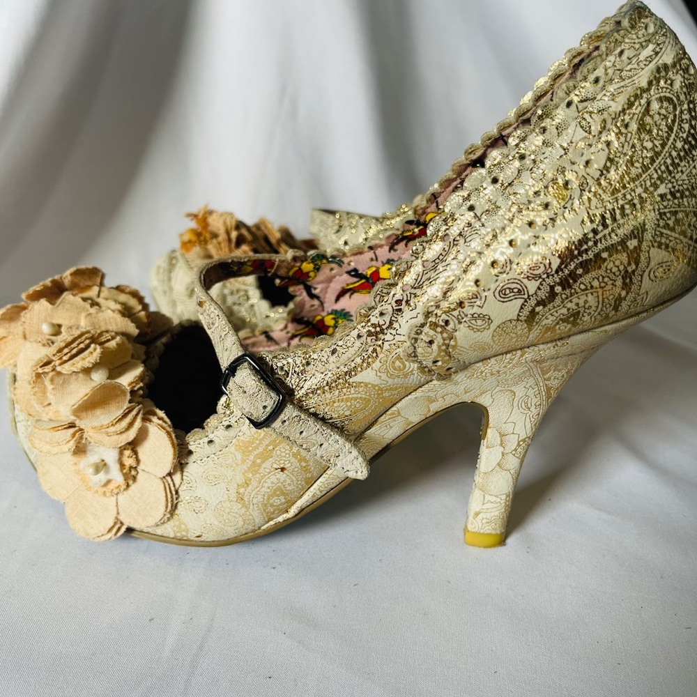 Irregular Choice Metallic Gold & Cream pumps